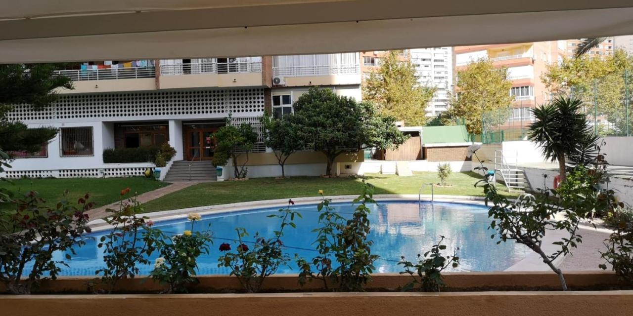 Apartamento Turistico La Pinta Planta 18 เบนิดอร์ม ภายนอก รูปภาพ
