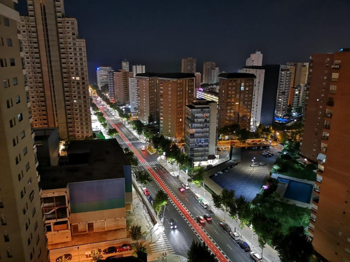 Apartamento Turistico La Pinta Planta 18 เบนิดอร์ม ภายนอก รูปภาพ