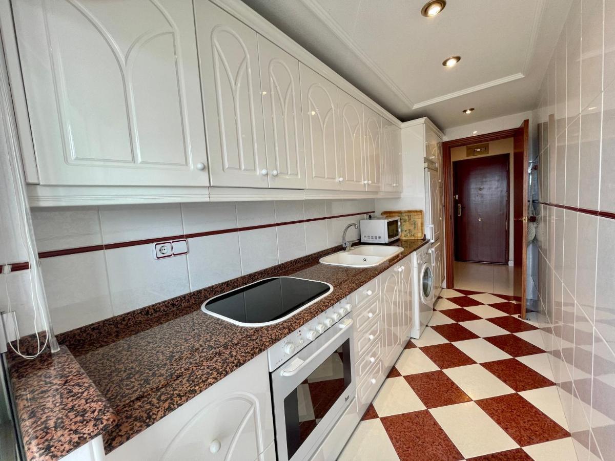 Apartamento Turistico La Pinta Planta 18 เบนิดอร์ม ภายนอก รูปภาพ