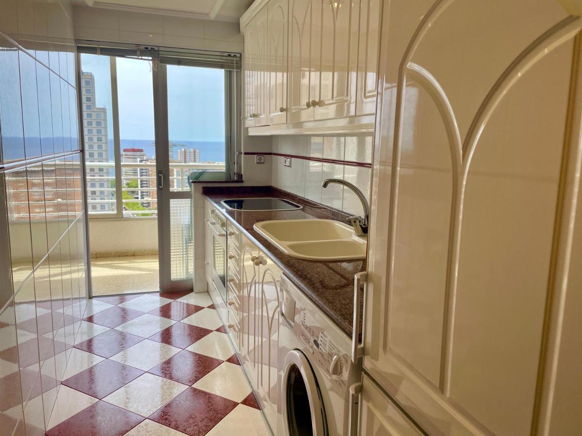 Apartamento Turistico La Pinta Planta 18 เบนิดอร์ม ภายนอก รูปภาพ