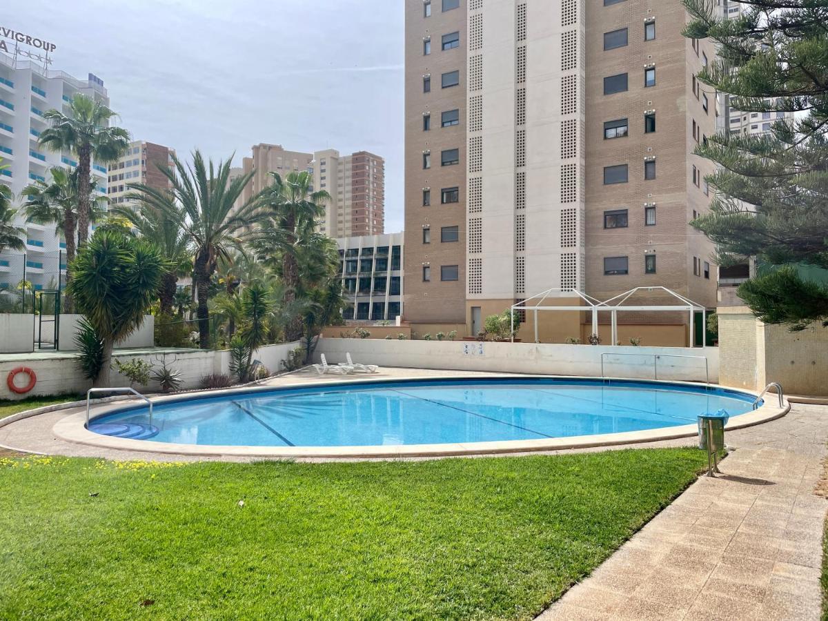 Apartamento Turistico La Pinta Planta 18 เบนิดอร์ม ภายนอก รูปภาพ